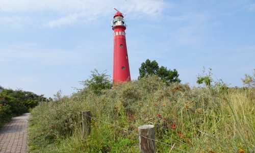 Rode vuurtoren Schiermonnikoog.JPG